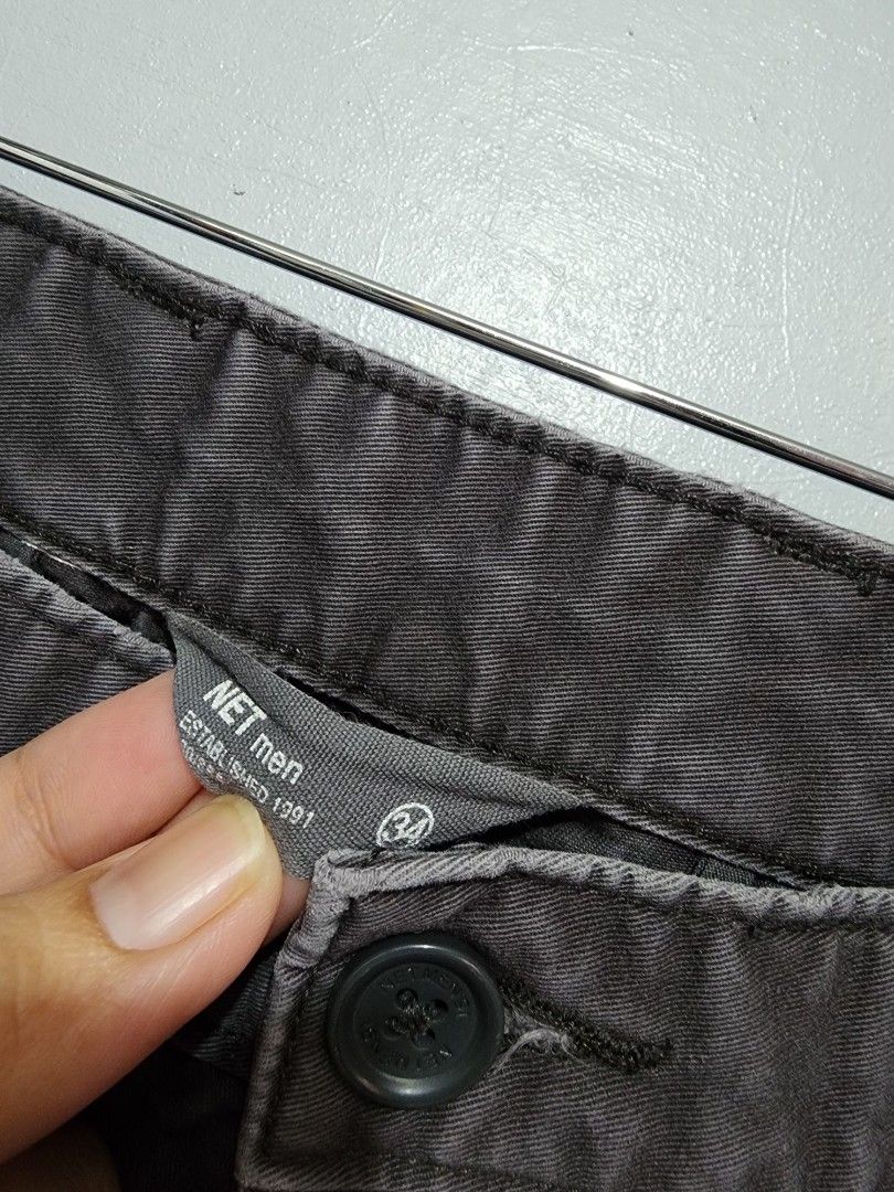 CHINO SHORT (Category: Chinos) located in General Trias. Submitted by ksclothingbyjuy (Listing ID 1469076667, Image 3). Description: size:34 Dark Brown color Preloved not Ukay Bought from Taiwan.