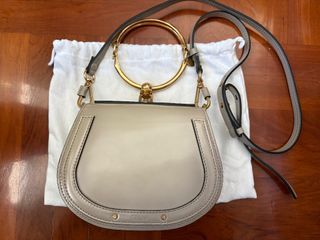 （分類：）位於 。 由 bellezaselected 提交（商品編號 1468933870，圖片 1）。簡介： 。