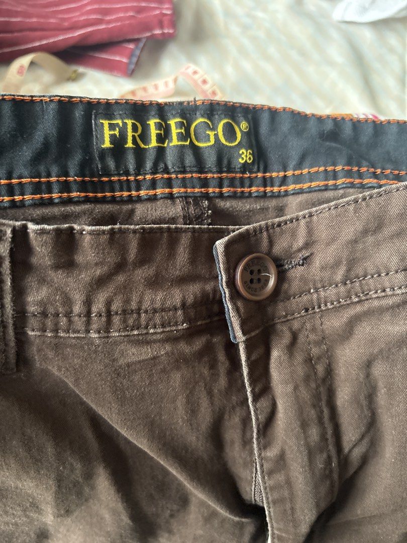 Chocolate Brown Freego Jeans (Category: Jeans) located in Quezon City. Submitted by gringottsss (Listing ID 1468951233, Image 2). Description: Waist: 36 inches Length: 97 cm.