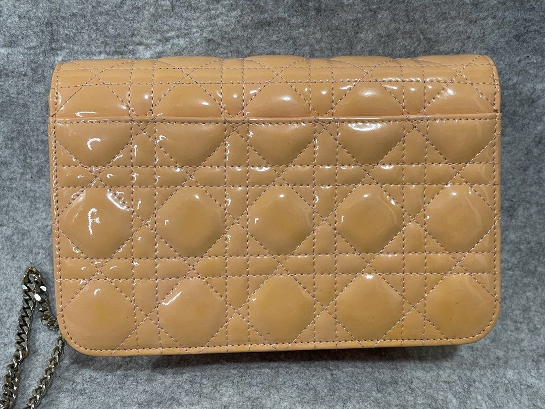 christian dior (Category: Shoulder Bags) located in Calamba. Submitted by thriftingoverload (Listing ID 1469034744, Image 3). Description: may mga stain at discoloration na xa plus shipping fee sa malayo.
