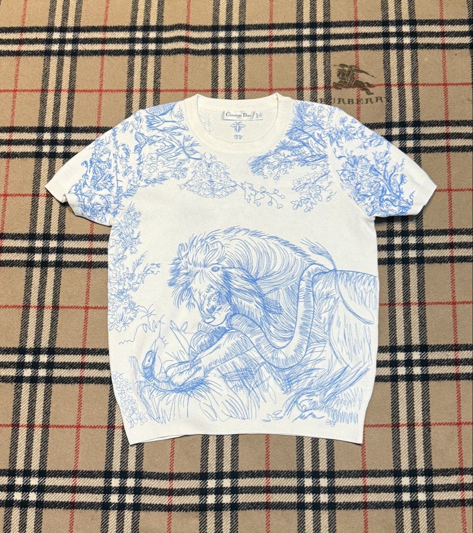 Christian Dior Tshirt (Category: Shirts) located in Cavite. Submitted by markjoseph24866 (Listing ID 1468952170, Image 1). Description: .