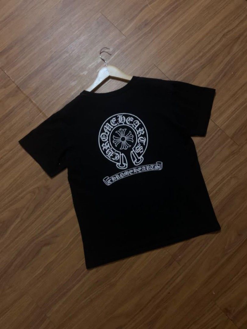 CHROME HEARTS (Category: Formal Shirts) located in San Jose del Monte. Submitted by ukay_street (Listing ID 1469107470, Image 2). Description: Chrome hearts off lng Size: meduim Cr: 10/10 issue: cut wash tag/ neck tag ₱250+SF.