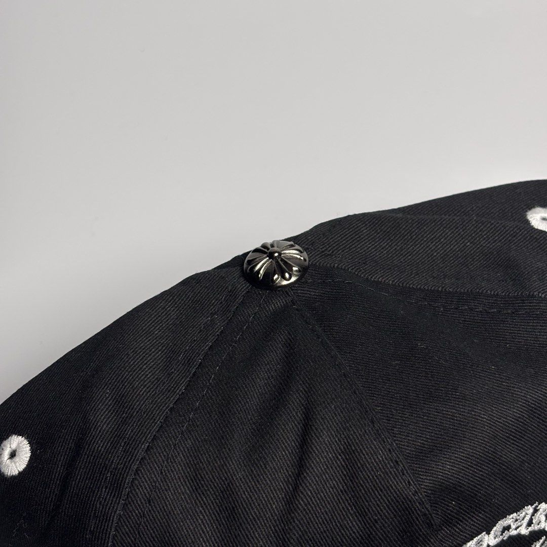 chrome hearts cap (Category: Caps & Hats) located in Manila. Submitted by caps4all_6710 (Listing ID 1469102569, Image 3). Description: .
