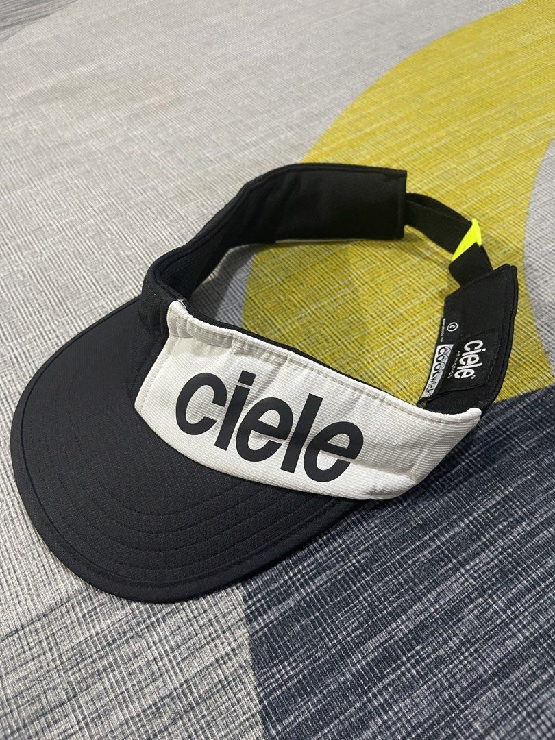 Ciele visor (Category: Hats & Beanies) located in Taytay. Submitted by ekselentekondisyon (Listing ID 1469072339, Image 2). Description: Ciele visor Unisex One size fits most Good condition No issue Taytay rizal location.