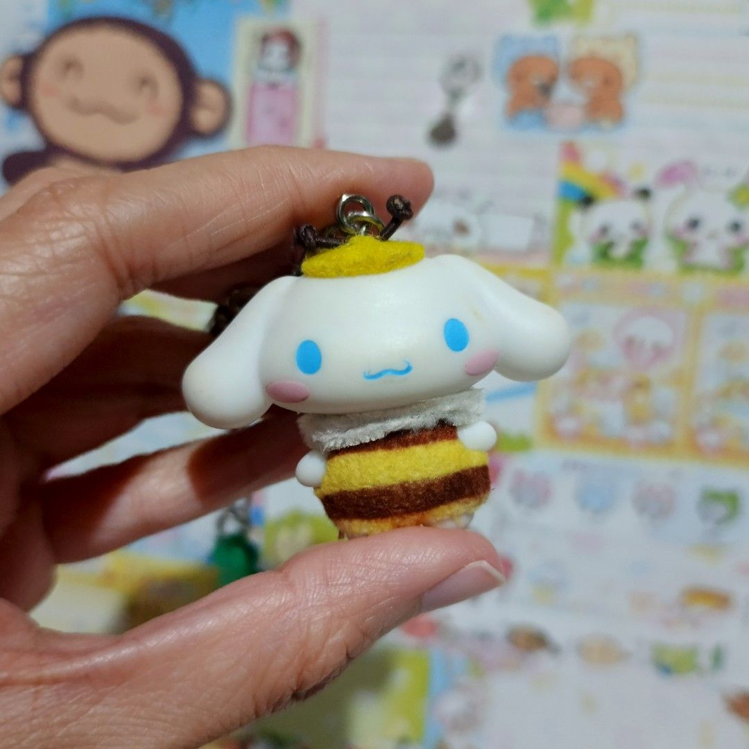 Cinnamoroll Bee (Category: Character Goods) located in San Pablo. Submitted by oreospicks (Listing ID 1468945565, Image 3). Description: .