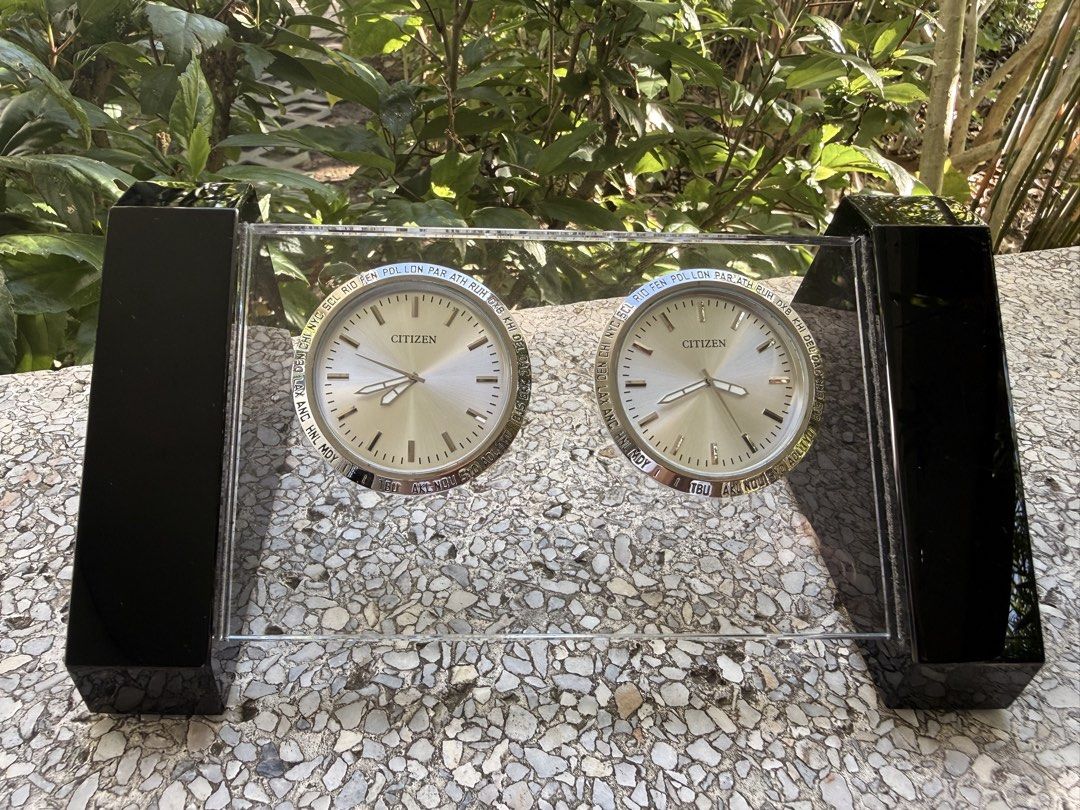 CITIZEN CC1108 (Category: Clocks) located in Calamba. Submitted by transitory (Listing ID 1469004175, Image 1). Description: For Sale CITIZEN CC-1008 Workplace Dual Time Zone Desk Clock in very good condition with glass chip only new battery installed ₱2,900 Calamba,Laguna location Pm or comment for faster transaction Salamat.