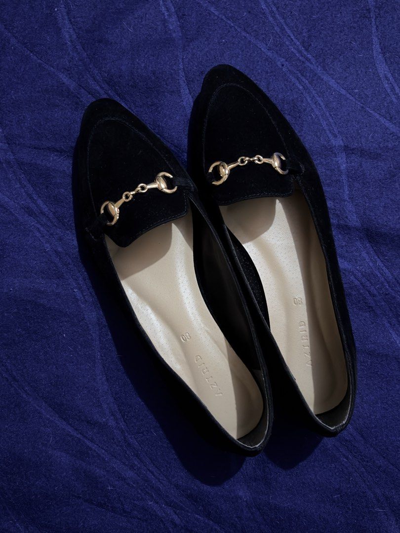 Closet Clear-Out 🥿 (Category: Flats & Sandals) located in Manila. Submitted by sf.closet (Listing ID 1469107594, Image 1). Description: .