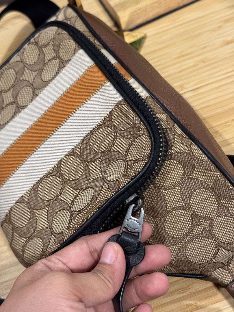 coach beltbag (Category: Luxury Bags & Wallets) located in Gapan. Submitted by anneelisse (Listing ID 1469041055, Image 2). Description: pristine condition coach beltbag fb page: Elisha’s Mix branded Items loc: Gapan nueva ecija.