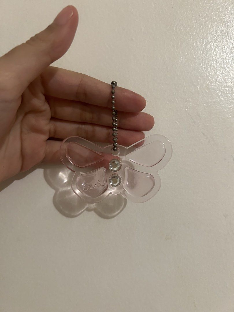 Coach Butterfly charm (Category: Charms) located in Santa Rita. Submitted by chloeclosette (Listing ID 1469005558, Image 1). Description: Og poppy coach charm.