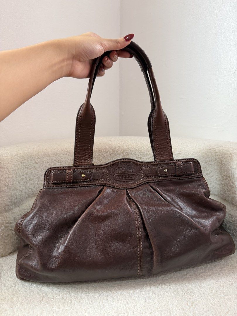 Coach Garnet (Category: Luxury Bags & Wallets) located in Manila. Submitted by _thepursela (Listing ID 1468998315, Image 3). Description: .