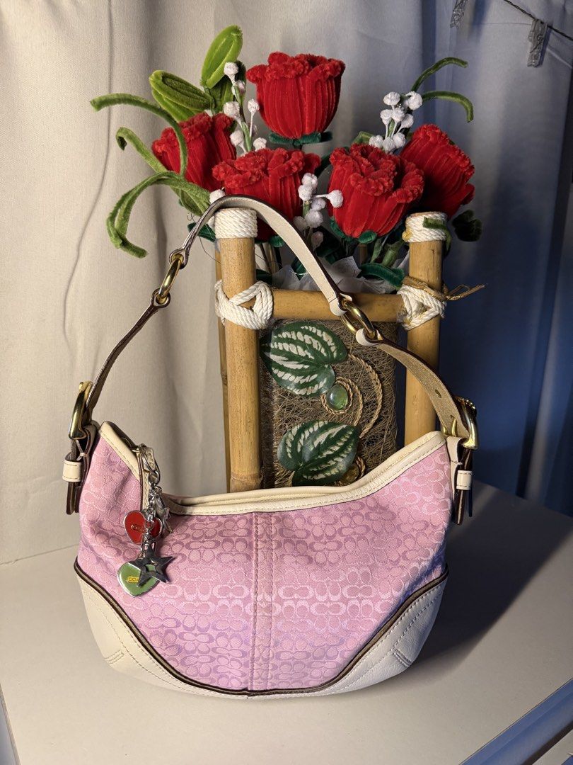 Coach hobo rare (Category: Shoulder Bags) located in Manila. Submitted by chic_coach (Listing ID 1468975339, Image 1). Description: .