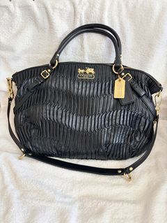 （分類：）位於 。 由 slion101 提交（商品編號 1468979974，圖片 1）。簡介： 。
