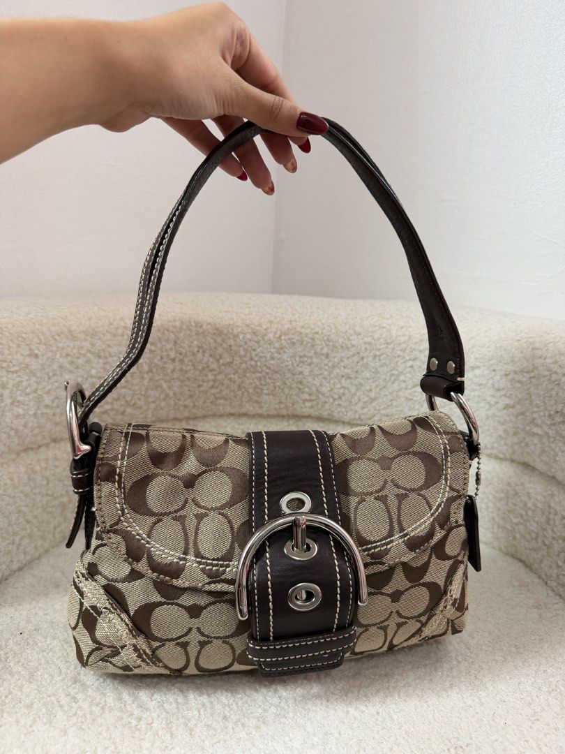 Coach Mini Soho (Category: Luxury Bags & Wallets) located in Manila. Submitted by _thepursela (Listing ID 1468997683, Image 2). Description: .