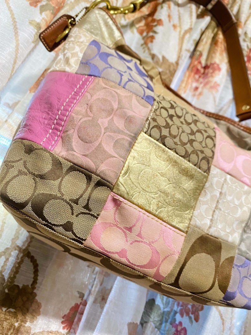 Coach Patchwork Hobo Vintage Bag (Category: Shoulder Bags) located in Muntinlupa City. Submitted by lovefrenzie (Listing ID 1469066489, Image 3). Description: Coach Patchwork Med to Large size In very good condition 9.5/10 Super Pretty and colorful prints 😍 💐🌸 Negotiable offer lang po 🫰🏼😘 Layaway for 1 month available DP 20% only Alabang location .
