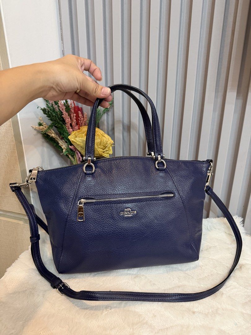coach prairie 2way bag (Category: Luxury Bags & Wallets) located in Gapan. Submitted by anneelisse (Listing ID 1469040631, Image 2). Description: preloved coach prairie 2way bag good condition fb page: Elisha’s Mix Branded Items loc: Gapan City Nueva ecija.