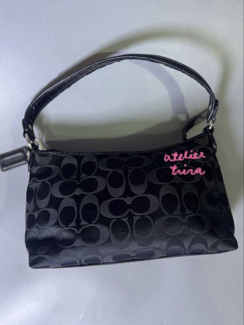 Coach Signature Double Pocket in Black (Category: Shoulder Bags) located in Cebu City. Submitted by ateliertrina (Listing ID 1469088428, Image 2). Description: Coach Signature Two Pocket in Black – 6,799 + sf (hard to find bag) 𑣲 9/10; rank A-AB 𑣲 issue: none 𑣲 pre-order 𑣲 open for layaway 2 weeks w/ 50% nrdp & add fee Each item is a genuine pre-loved vintage piece that may feature minor signs of age, handling, or storage. Please review all d