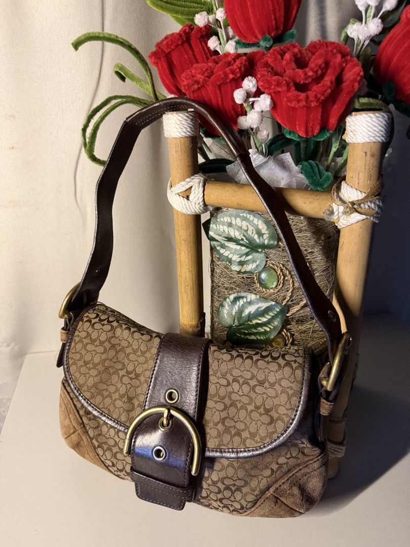 Coach Soho (Category: Shoulder Bags) located in Manila. Submitted by chic_coach (Listing ID 1468973623, Image 2). Description: .