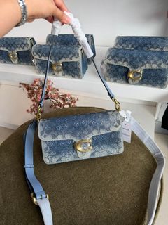 (Category: ) located in . Submitted by bagsboutiqueph (Listing ID 1469088426, Image 1). Description: .