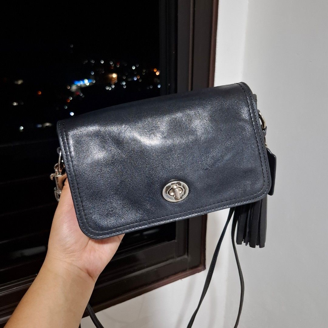 Coach Vintage Bag (Free SF)) (Category: Luxury Bags & Wallets) located in Baguio. Submitted by bycharmaebuys (Listing ID 1469081908, Image 1). Description: Coach Legacy Leather Penny Shoulder Purse Guaranteed Authentic 💯 ‼️ SALE PRICE: 3500.00, FREE SHIPPING NATIONWIDE‼️ First to pay basis Small Size, flap with turnlock closure Dimension: 7.5 x 5 x 2.5 (inches) Genuine Leather Material Black color w/ silver hardware Original Double strap for sho