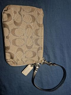 (Category: ) located in . Submitted by edison29.tiger (Listing ID 1468961517, Image 1). Description: .