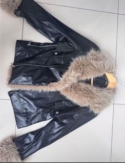 (Category: ) located in . Submitted by prelovedsaleitems (Listing ID 1469110485, Image 1). Description: .