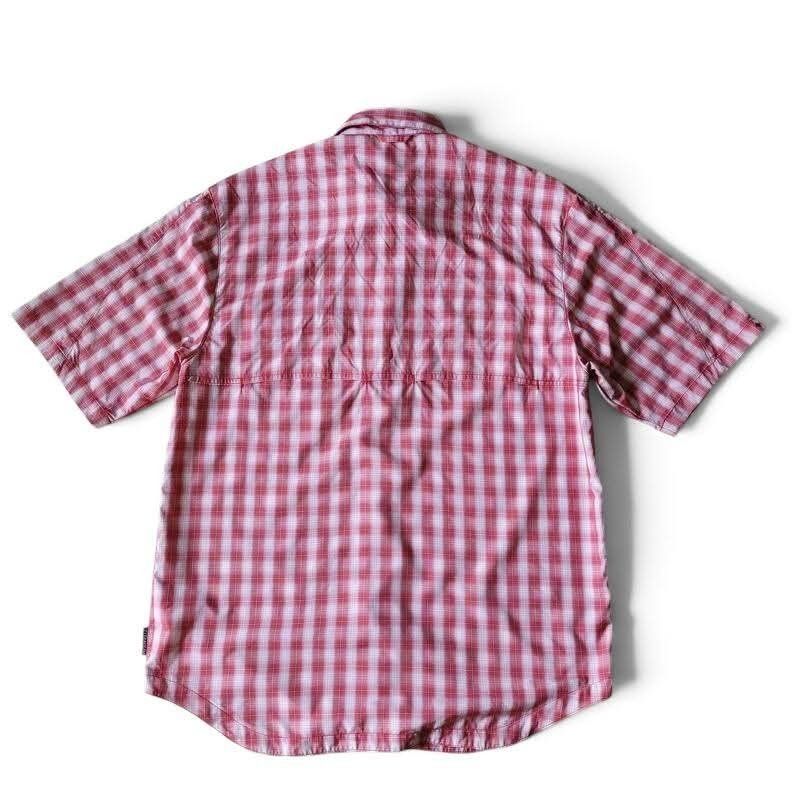 Columbia titanium polo short sleeve (Men's) (Category: Tshirts & Polo Shirts ) located in Baler. Submitted by vansonearth (Listing ID 1469087901, Image 2). Description: Lightweight/Quick dry With back air ventilation Size M on tag Actual measurement: Width : 22 inches Length : 30 inches.