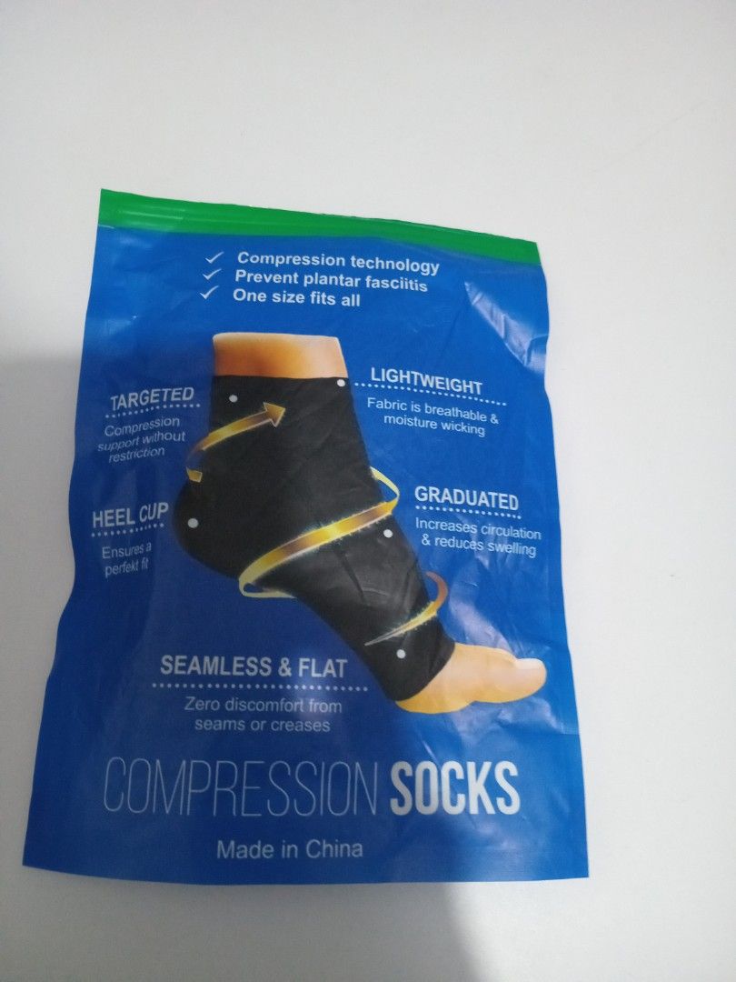 Compression Socks Foot Support Plantar Fasciitis Relief One Size (Category: Shoe inserts & accessories) located in Marikina City. Submitted by joyful.finds (Listing ID 1468957924, Image 2). Description: - Perfect for plantar fasciitis relief and foot support - Graduated compression to boost circulation and reduce swelling - Lightweight, breathable, and moisture-wicking fabric - Seamless, flat design prevents rubbing and creases - Built-in heel cu