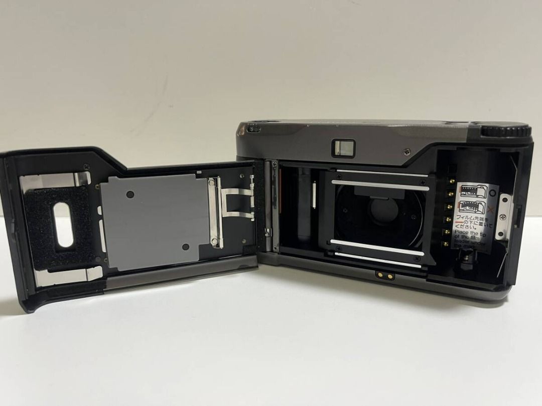 Contax T2 Titanium Black (Category: Cameras) located in Caloocan City. Submitted by letao_shopping_ph (Listing ID 1468951096, Image 3). Description: Contax T2 Titanium Black.