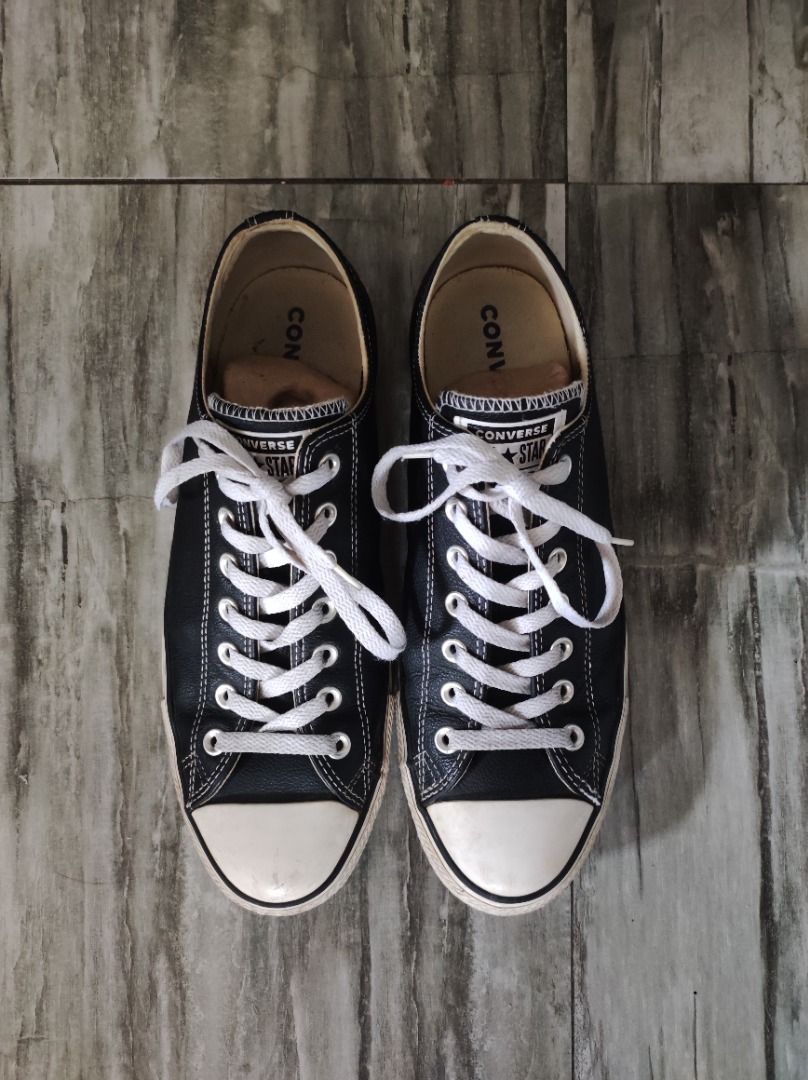 Converse Allstar Leather Sneakers - Size 10 (Category: Sneakers) located in Dasmarinas. Submitted by acesteve (Listing ID 1468785703, Image 1). Description: For decluttering, bawas gamit In good condition, no issues Original pero tinapon na ang box Loc: Dasma, Cavite MOP: Gcash.