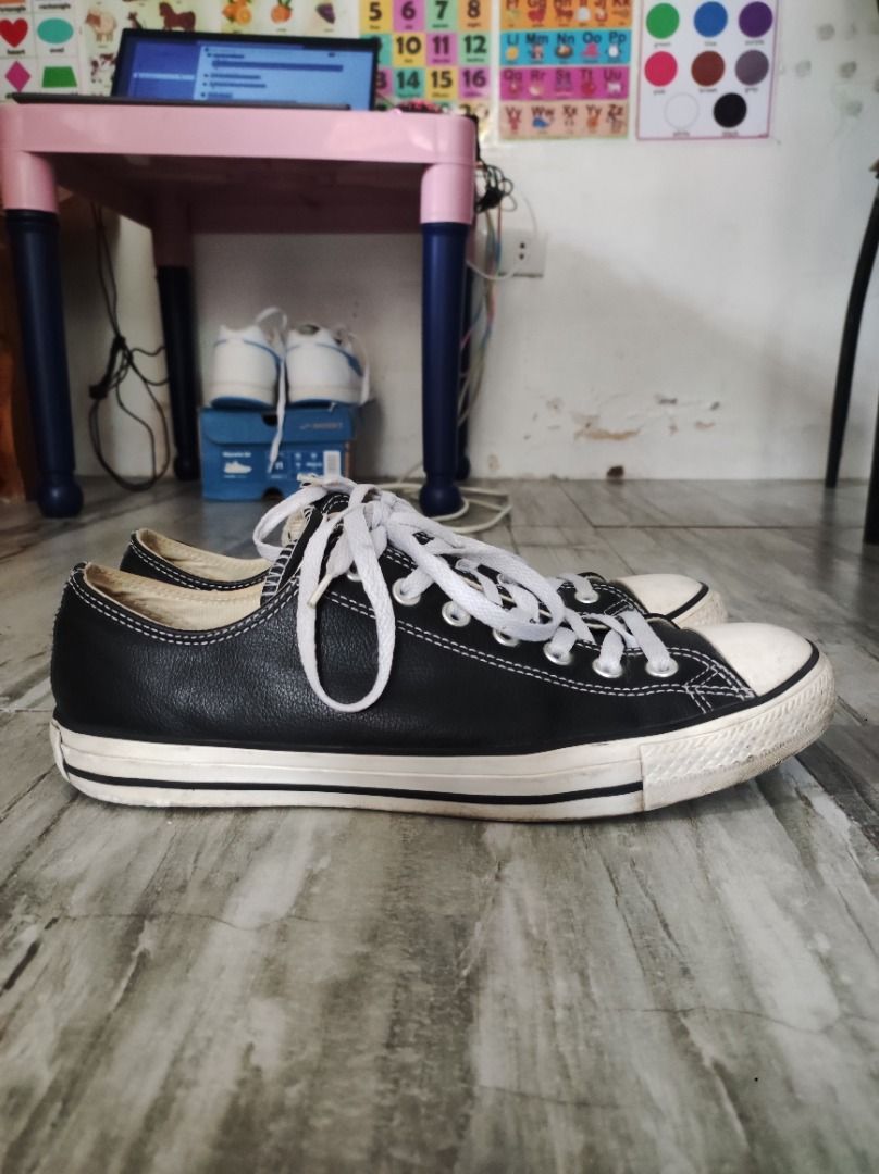 Converse Allstar Leather Sneakers - Size 10 (Category: Sneakers) located in Dasmarinas. Submitted by acesteve (Listing ID 1468785703, Image 2). Description: For decluttering, bawas gamit In good condition, no issues Original pero tinapon na ang box Loc: Dasma, Cavite MOP: Gcash.