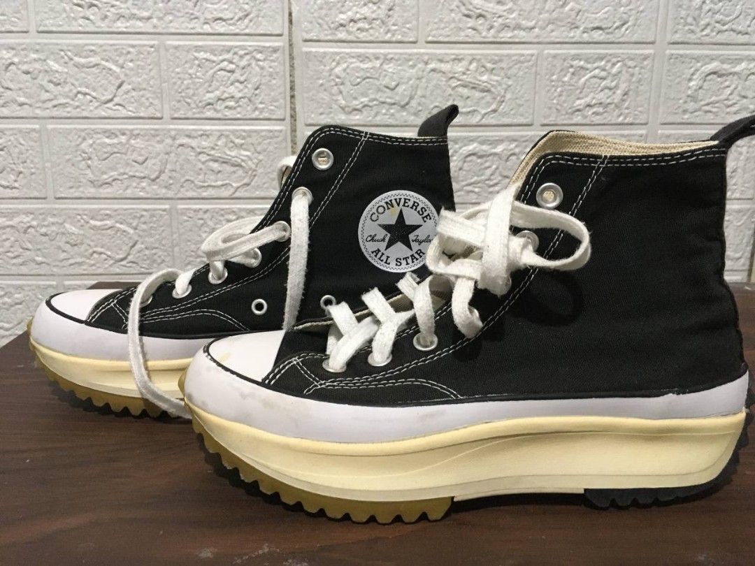 Converse Run Star Hike (OEM) (Category: Casual Shoes) located in Manila. Submitted by miax_1222 (Listing ID 1468980466, Image 1). Description: - OEM Converse Run Star Hike - Women's US 7.5 / EU 38 - Men's US 5.5 - Good quality, perfect for people looking for an affordable close replica of the og converse shoes - with minor flaws and yellowish soles (as seen in photos), but it's still wearable and suits most casual outfits - interested buyer must 