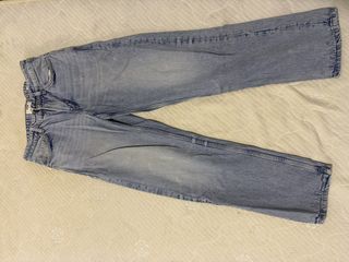 (Category: ) located in . Submitted by adibthriftcorner (Listing ID 1469099500, Image 1). Description: .