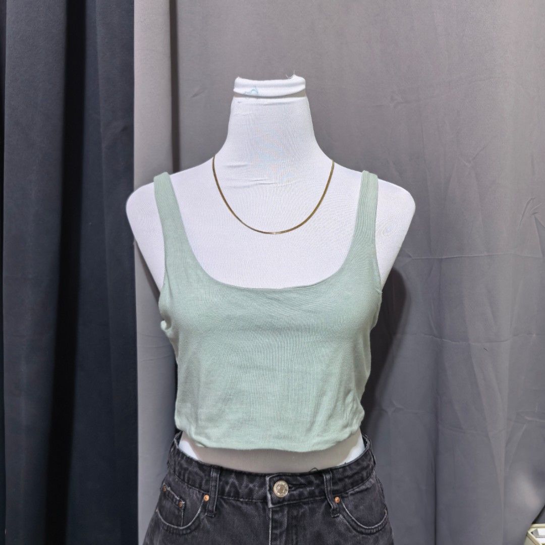 Cotton On Cropped (Category: Sleeveless) located in Davao. Submitted by threadelle_davao (Listing ID 1469157117, Image 1). Description: Best fit for gym or pilates - still in good condition 👉🏻 We ship nationwide via J&T or LBC 👉🏻 Payment first basis 👉🏻 Delivery via Grab or Maxim for Davao buyers 👉🏻 Gcash - Maya wallet - Bank transfer only.