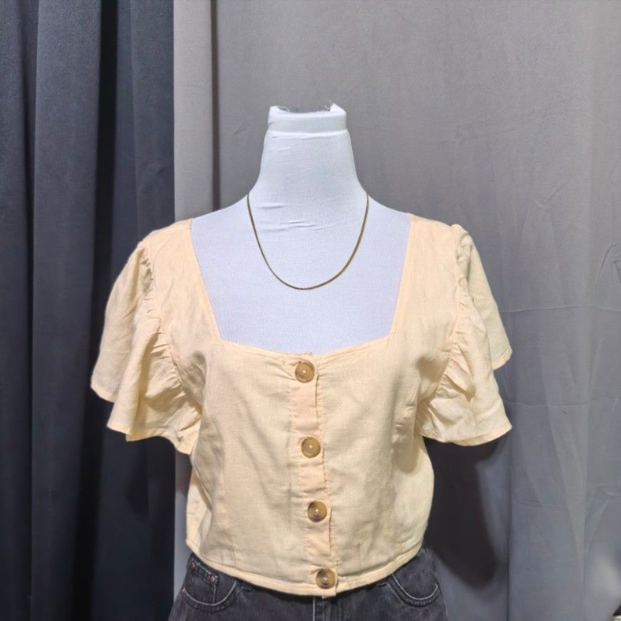 Cottonn On Top (Category: Blouses) located in Davao. Submitted by threadelle_davao (Listing ID 1469157077, Image 1). Description: Used once - still in good condition 👉🏻 We ship nationwide via J&T or LBC 👉🏻 Payment first basis 👉🏻 Delivery via Grab or Maxim for Davao buyers 👉🏻 Gcash - Maya wallet - Bank transfer only.