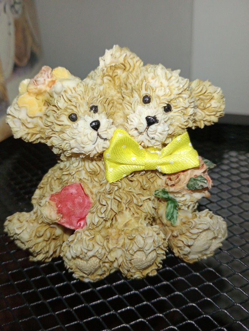 COUPLE BEAR FIGURINE (WITH CHIPS) (Category: Other Home Decor) located in Kawit. Submitted by gieclutter (Listing ID 1469011562, Image 3). Description: Flakers and joy reservers are 𝗻𝗼𝘁 𝗮𝗹𝗹𝗼𝘄𝗲𝗱 Actual photos, sized precisely Verify item's dimensions first All sales are final—no returns, exchanges, or refunds 𝗖𝗢𝗡𝗗𝗜𝗧𝗜𝗢𝗡: ・Selling 𝗔𝗦 𝗜𝗦 (for display purposes) ・uneven coatings, scratches, and chips 𝗟𝗢𝗖𝗔𝗧𝗜𝗢𝗡: Kawit, Cavi