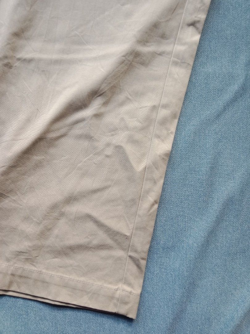 cream oversize vintage trousers (Category: Trousers) located in Bontoc. Submitted by irene_banganan (Listing ID 1469004993, Image 3). Description: cream oversize vintage trousers waist: 45" | length: 44" makapal, no stretch high quality and well made no flaws, excellent condition.