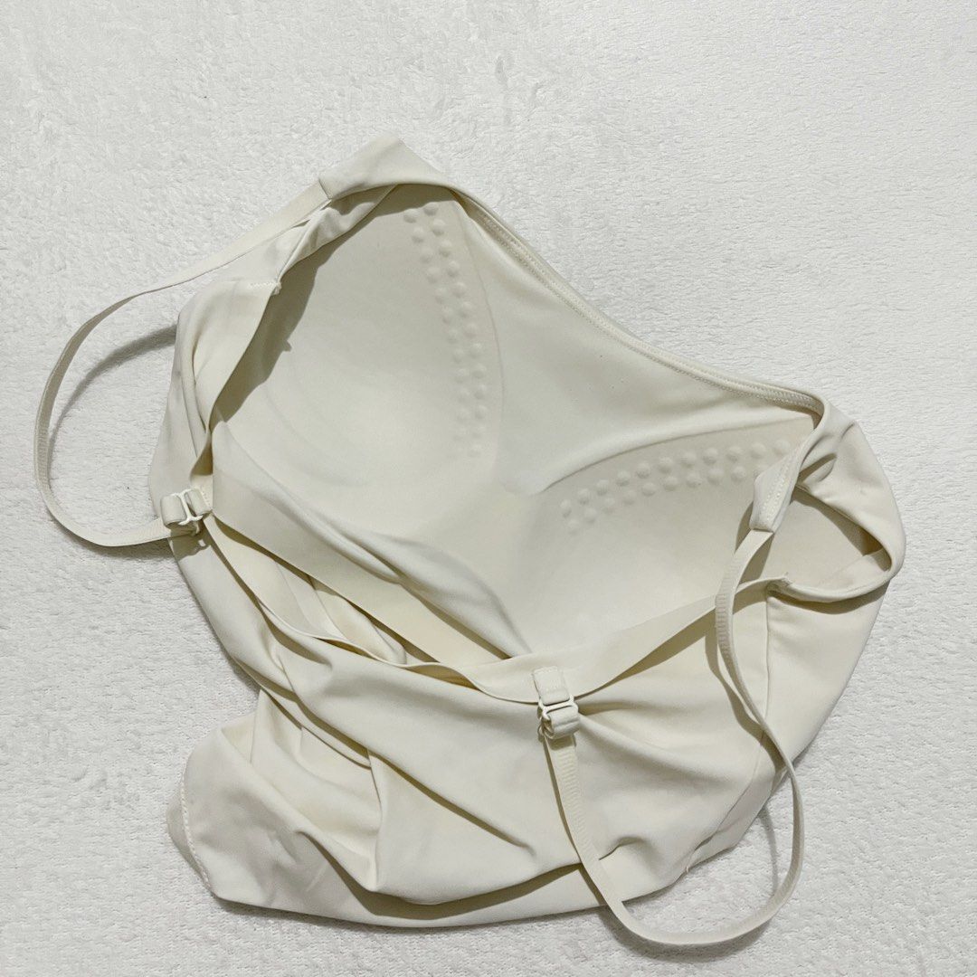 Cream Padded Camisole Top with Adjustable Straps (Category: Sleeveless) located in Binan City. Submitted by veniceao (Listing ID 1469049214, Image 2). Description: PLEASE READ ❤️ Loc: Manila/Laguna (open for checkout for cheaper sf—starts at ₱20) For sure buyer: 1. Make an offer. 2. Send your details for confirmation 3. Pay until 3pm the next day I confirm the order. Details: - Fits size small-large - Color: Cream - Style: Basic camisole with sco