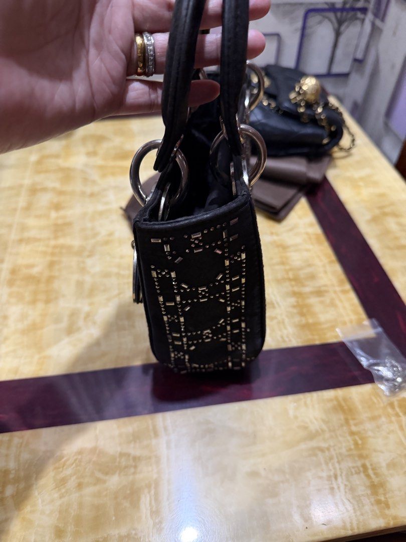 Cute dior bag (Category: Purses & Pouches) located in Pasig City. Submitted by periwinklepeach (Listing ID 1468936940, Image 3). Description: Very handy Rare Japan auction.