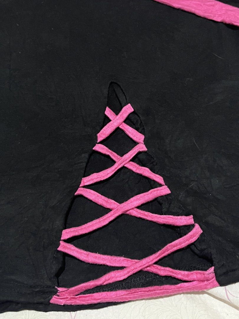 cute set (Category: Blouses) located in Hermosa. Submitted by kennyneverdies (Listing ID 1468992414, Image 3). Description: 𑣲Off-the-shoulder pink sash neckline hot-pink lace-up with vibrant pink layered fishnet short SET 𐙚 Top: xs-s | Length:20inch Width:23-25inch 𐙚 Short: s-m | Length:13inch Waist:26inch stretchy 🚚 𝐂𝐨𝐮𝐫𝐢𝐞𝐫: J&T 🫧 𝐌𝐎𝐏: PF • G-cash 📍 𝐋𝐨𝐜𝐚𝐭𝐢𝐨𝐧: Bataan 🎀 𝒫𝓇𝑒𝓁𝑜𝓋𝑒𝒹 𝒾𝓉𝑒𝓂 — 𝓅𝓁𝑒𝒶𝓈𝑒 𝓂𝒶𝓃𝒶𝑔𝑒