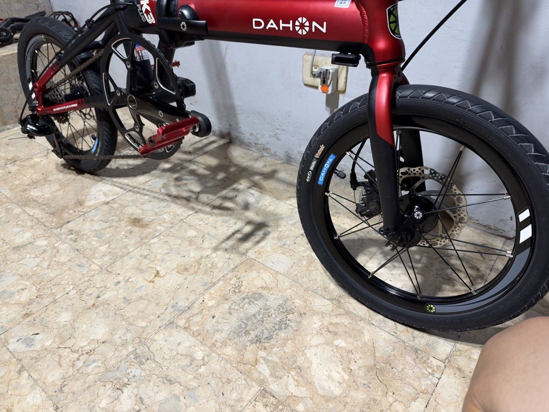 Dahon K3 Plus Folding Bicycle Red/Black (Category: Bicycles) located in San Juan City. Submitted by darnelicous (Listing ID 1469091154, Image 3). Description: All stock dahon components Upgraded saddle,grips,pedals and brake lever 9 speed.