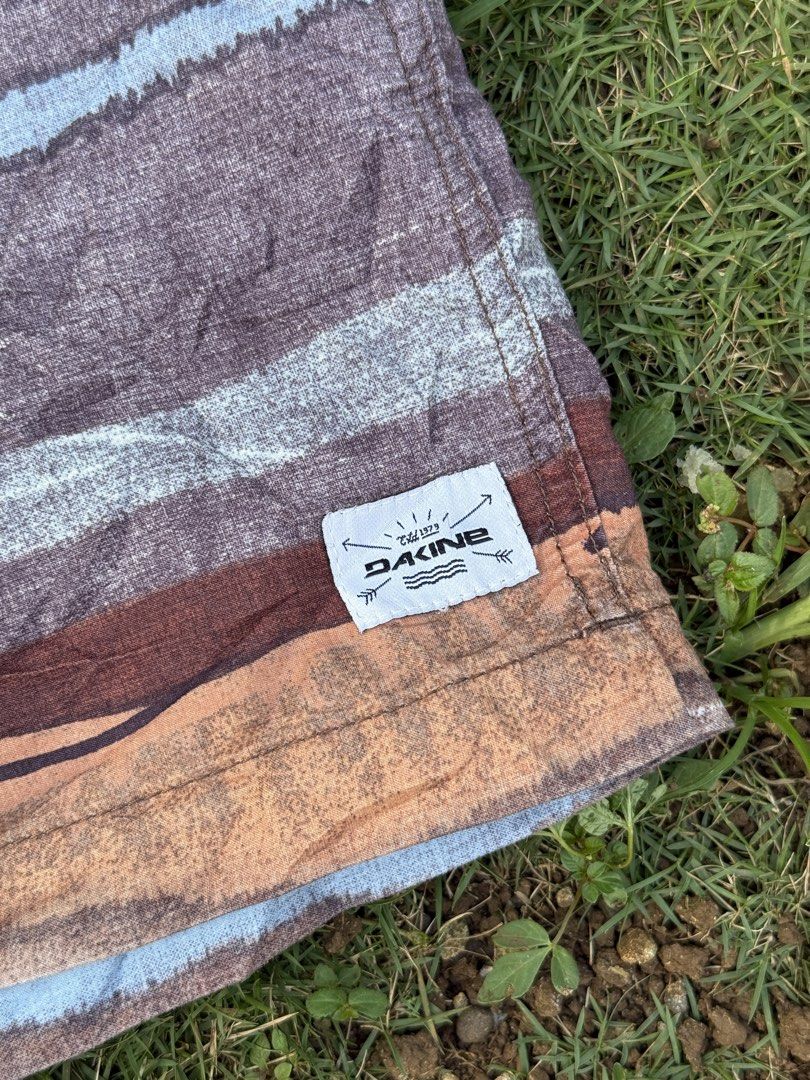 DAKINE Striped Boardshorts (Category: Swim Trunks & Board Shorts) located in Manolo Fortich. Submitted by thriftacktoe34 (Listing ID 1468985571, Image 3). Description: Excellent condition Color rate 9/10 Size XL Dimes W40 x L18.