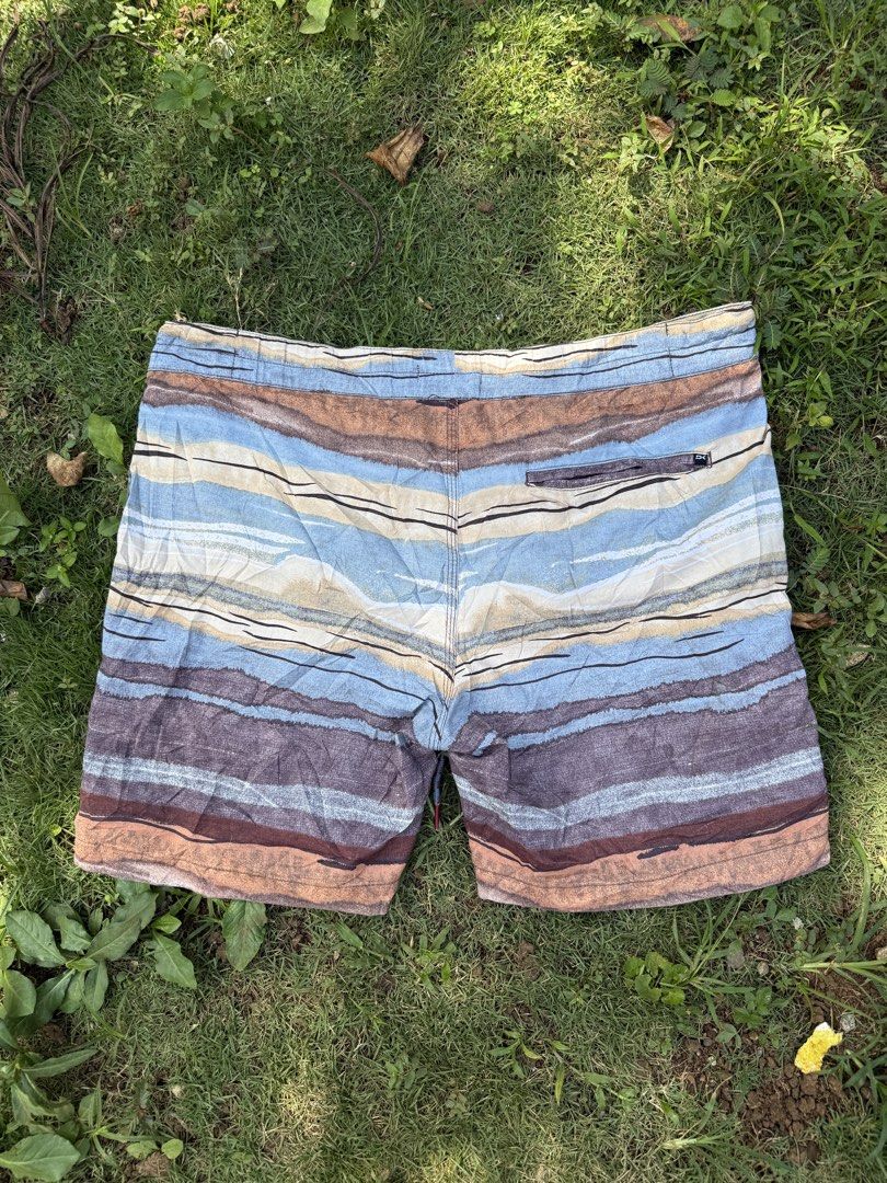 DAKINE Striped Boardshorts (Category: Swim Trunks & Board Shorts) located in Manolo Fortich. Submitted by thriftacktoe34 (Listing ID 1468985571, Image 2). Description: Excellent condition Color rate 9/10 Size XL Dimes W40 x L18.