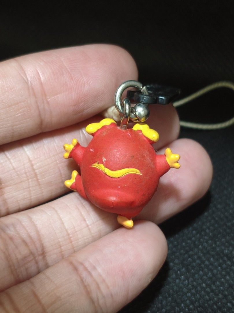 Darumaka mini strap keychain (Category: Kids Toys) located in Pasig City. Submitted by knick_n_knacks (Listing ID 1469041654, Image 3). Description: Condition and other details: This item is pre-loved. There are very visible scuffs, scratches, paint chips on the face area. PLEASE REFRAIN FROM PURCHASING IF THESE CONDITIONS ARE A CONCERN. 📌 **READ THIS CAREFULLY BEFORE BUYING.** WYSIWYG. Photos posted are the actual item—please inspect carefully 