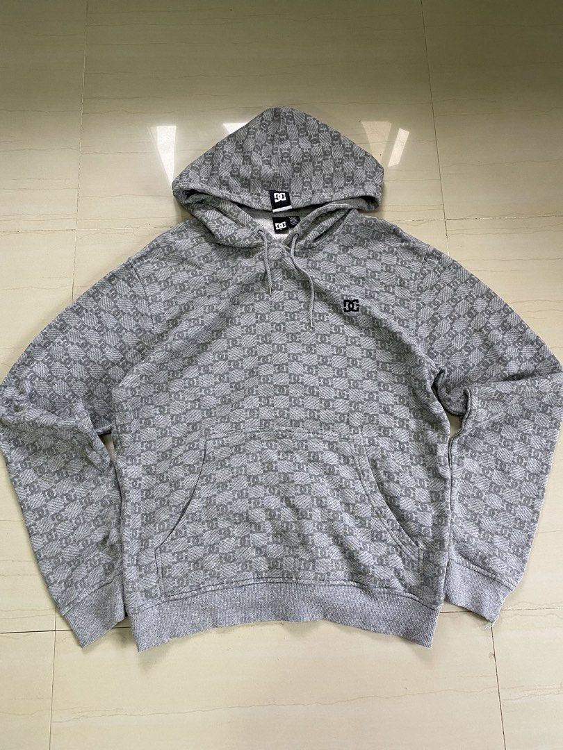 DC HOODIE ♻️ (Category: Hoodies) located in San Miguel. Submitted by jackcurateddept (Listing ID 1469027313, Image 2). Description: 22x28 no issue +add shipping.