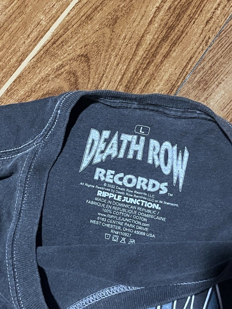 Death Row Records Shirt (Category: Tshirts & Polo Shirts ) located in Manila. Submitted by a.stmngo (Listing ID 1469050258, Image 3). Description: Size Large on tag Width 21.5 inches Length 29.5 inches Needwash Good Condition 📍Manage your expectation. Item is thrifted. 📍Nagcarlan, Laguna.