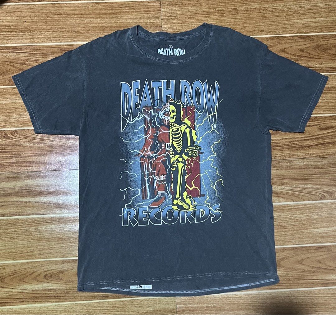 Death Row Records Shirt (Category: Tshirts & Polo Shirts ) located in Manila. Submitted by a.stmngo (Listing ID 1469050258, Image 1). Description: Size Large on tag Width 21.5 inches Length 29.5 inches Needwash Good Condition 📍Manage your expectation. Item is thrifted. 📍Nagcarlan, Laguna.