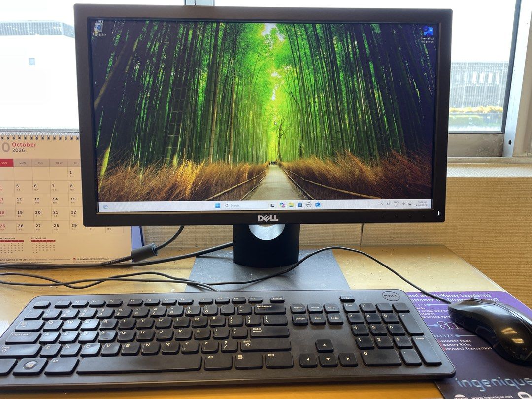 Dell Inspiron 3891 Desktop PC with Monitor Keyboard and Mouse (Category: Desktops) located in Singapore. Submitted by cws8888 (Listing ID 1468977996, Image 1). Description: Dell Inspiron 3891 Desktop Intel® Core™ i3-10105 Processor @ 3.7GHz 8 GB RAM (Single Channel DDR4) Windows 11 Home ver. 25H2 Intel UHD Graphics 630 (128 MB) Intel Wi-Fi 6 AX201 160MHz 932GB Hard Drive DVD / CD +-RW Realtek PCIe GBE Family Controller Communications Port (COM1) 