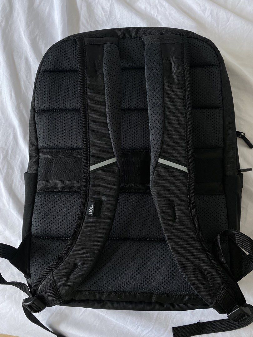 DELL LAPTOP BAG (Category: Backpacks) located in Cagayan de Oro. Submitted by kxela477 (Listing ID 1469111883, Image 3). Description: LOC: MAKATI CITY LP for sure buyer: 1090.