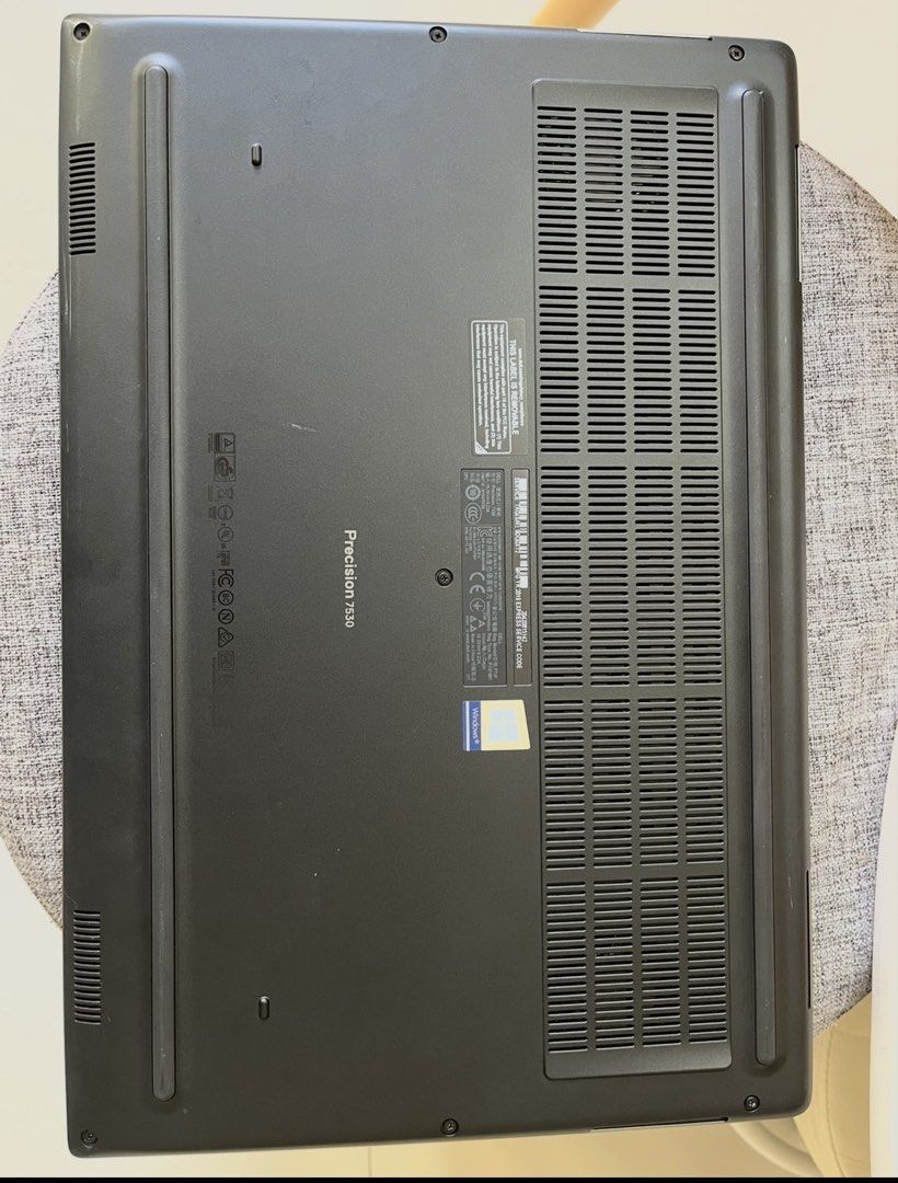 Dell Precision 7530 Mobile Workstation Laptop (Category: Laptops & Notebooks) located in Muntinlupa City. Submitted by bmati (Listing ID 1469112565, Image 3). Description: - Model: Dell Precision 7530 Mobile Workstation - Design: Black carbon fiber lid, clean body with intact ports and sturdy hinge - Keyboard: Full-size with dedicated numeric keypad - Ports: Multiple USB-C Thunderbolt ports and SD card reader - Performance: Heavy-duty machine bui