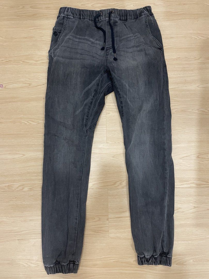 DENIM JOGGERS CRASH (Category: Jeans) located in Manila. Submitted by bedlambuzz (Listing ID 1469101689, Image 1). Description: WYSIWYG ALL JEANS ARE USED BUT FULLY WEARABLE BUTTONS AND ZIPPERS INTACT MAY HAVE SLIGHT DISCOLORATION OR SMALL FLAWS.